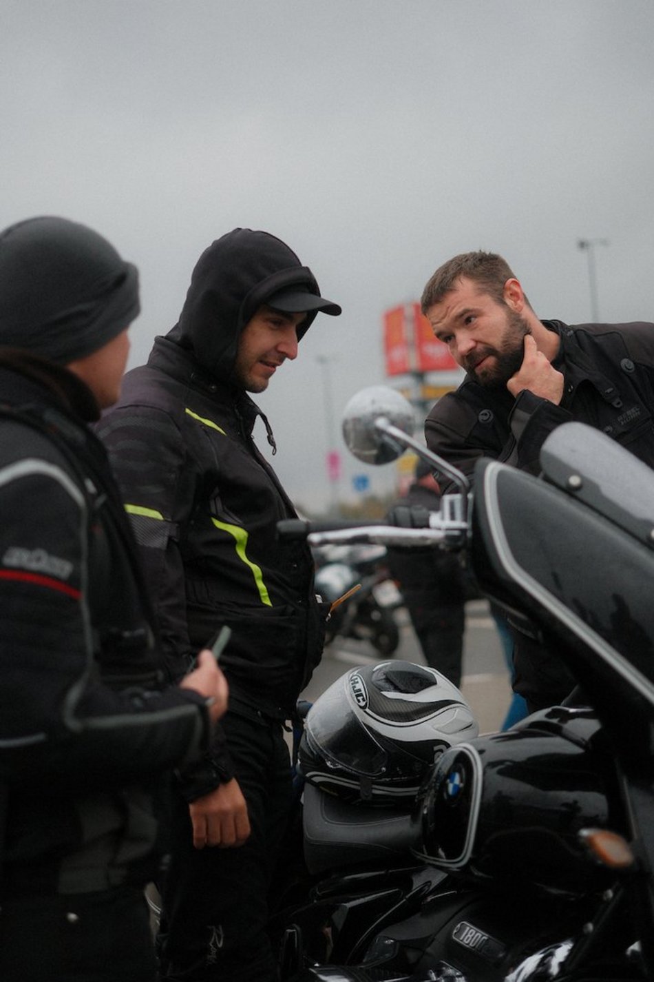 Łódź. Sezon motocyklowy w Łodzi zakończony! Pasjonaci spotkali się pod Portem Łódź