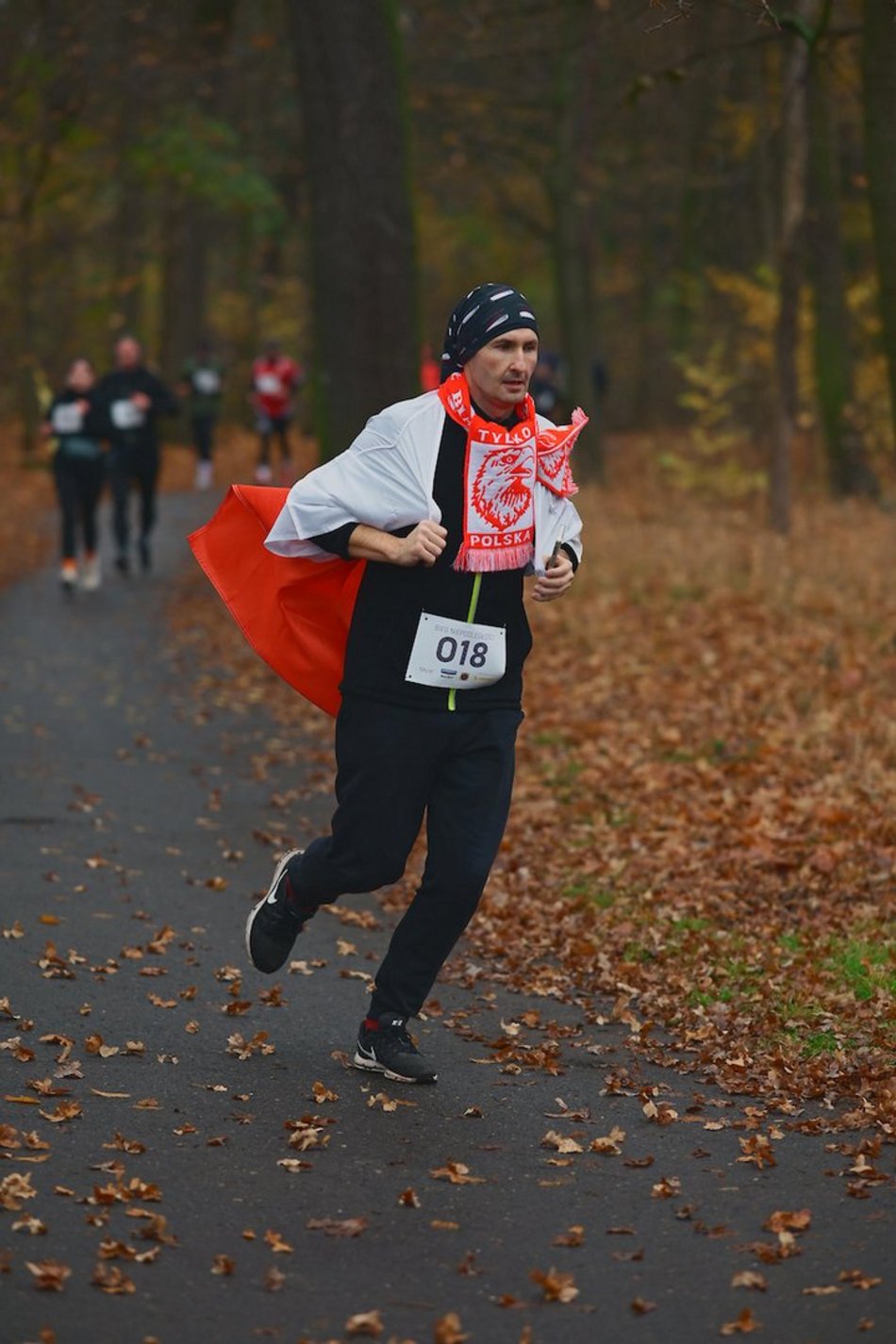 Łódź. Bieg Niepodległości w parku Julianowskim