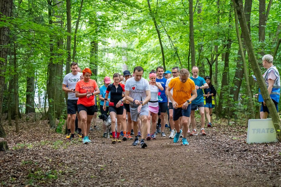 Łódź. Parkrun w Lesie Łagiewnickim w Łodzi. Brałeś udział w biegu? Znajdź się na zdjęciach!
