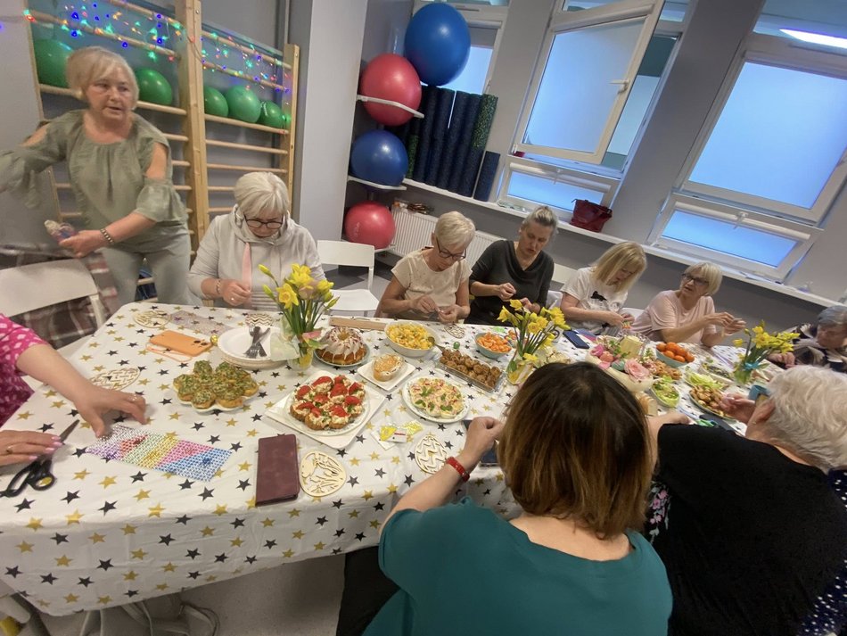 Łódź. Wielkanoc 2025 w CZAS w Łodzi. Tak seniorzy zadbali o świąteczny nastrój!