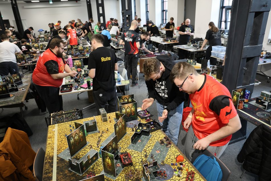 Łódź. Warhammer 40,000 opanował EC1 Łódź! Zobacz, jak wygląda zmagania na turnieju bitewniaków