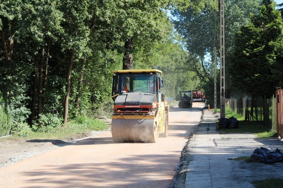 Łódź. Remont ul. Hektarowej w Łodzi