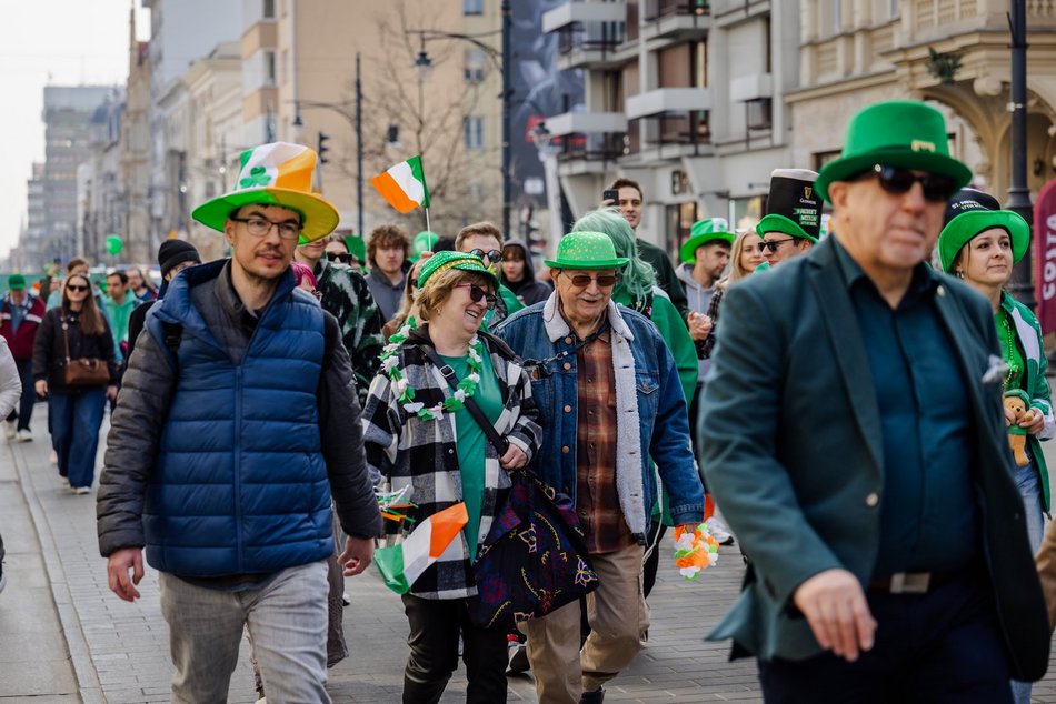 Zielona parada przeszła Piotrkowską! Tłumy świętują z okazji Dnia Świętego Patryka
