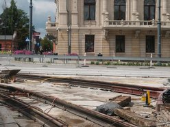 Remont torowiska na Zachodniej w Łodzi. Zobacz, jak pracują torowcy!