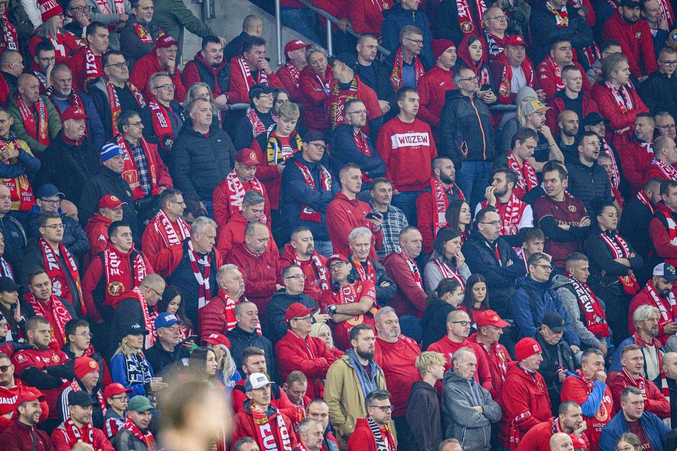Kibice na meczu Widzewa Łódź z Górnikiem Zabrze