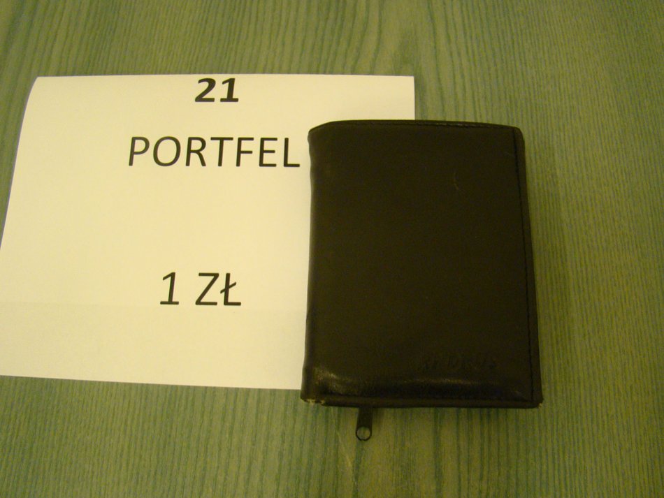 przedmioty z biura rzeczy znalezionych