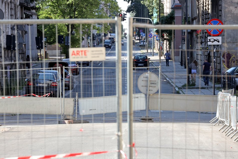 ulica bez samochodów