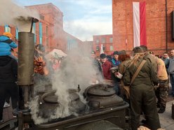 Piknik Niepodległościowy w Manufakturze w Łodzi. Masa atrakcji czeka na łodzian!