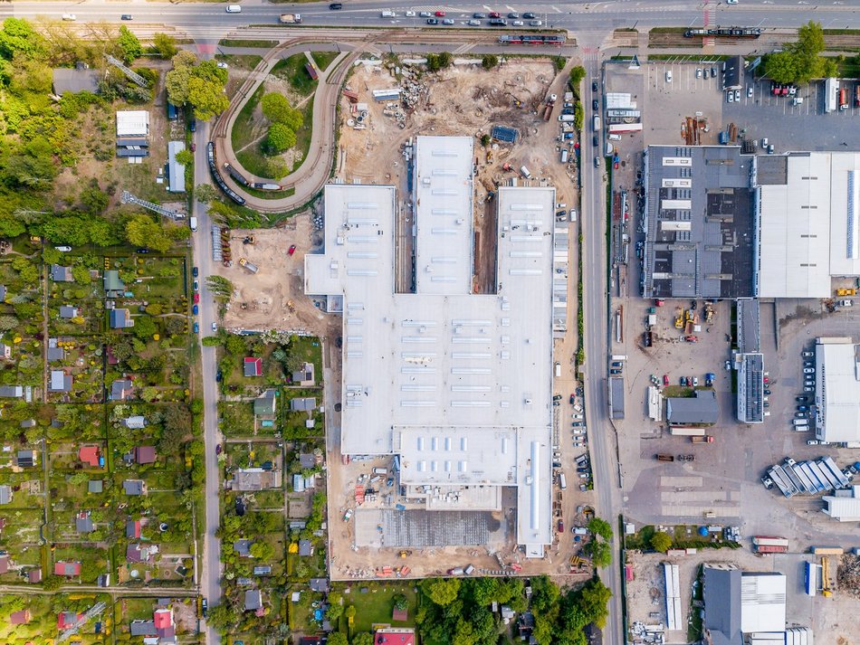 Zajezdnia Helenówek w Łodzi. Konstrukcja ukończona, trwa montaż urządzeń