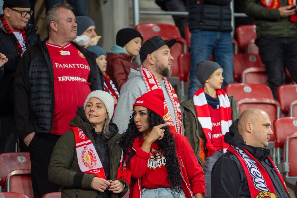 Kibice na meczu Widzewa Łódź z Zagłębiem Lubin. Byłeś/aś? Odszukaj się w galerii