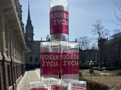 Pudełka, które ratują życie! Gdzie w Łodzi zgłosić się po ten gadżet?