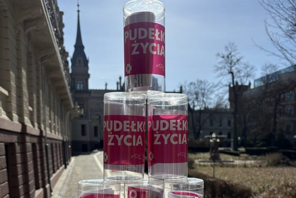 Pudełka, które ratują życie! Gdzie w Łodzi zgłosić się po ten gadżet?