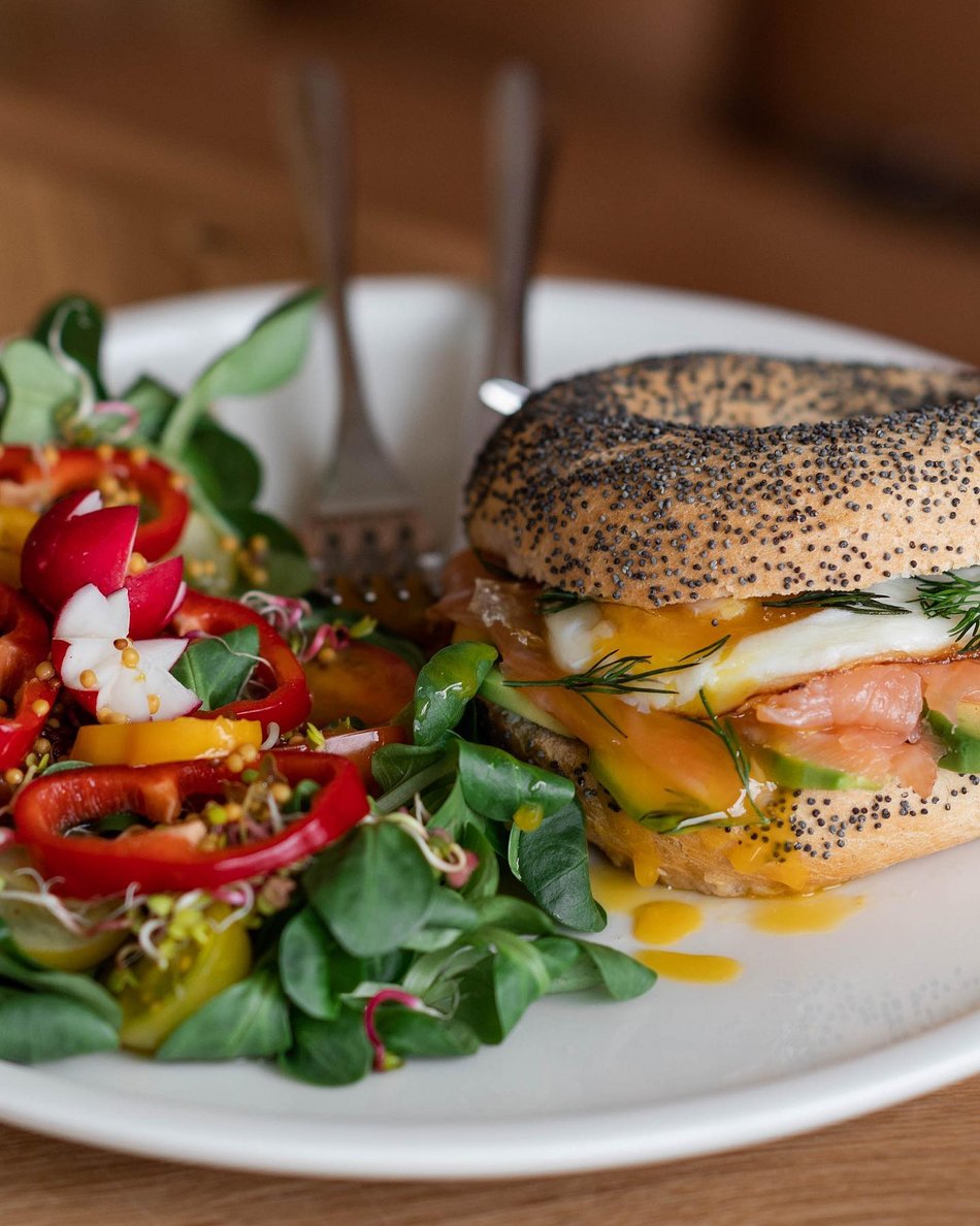 Restauracja Coffee & Toffee na osiedlu Radogoszcz