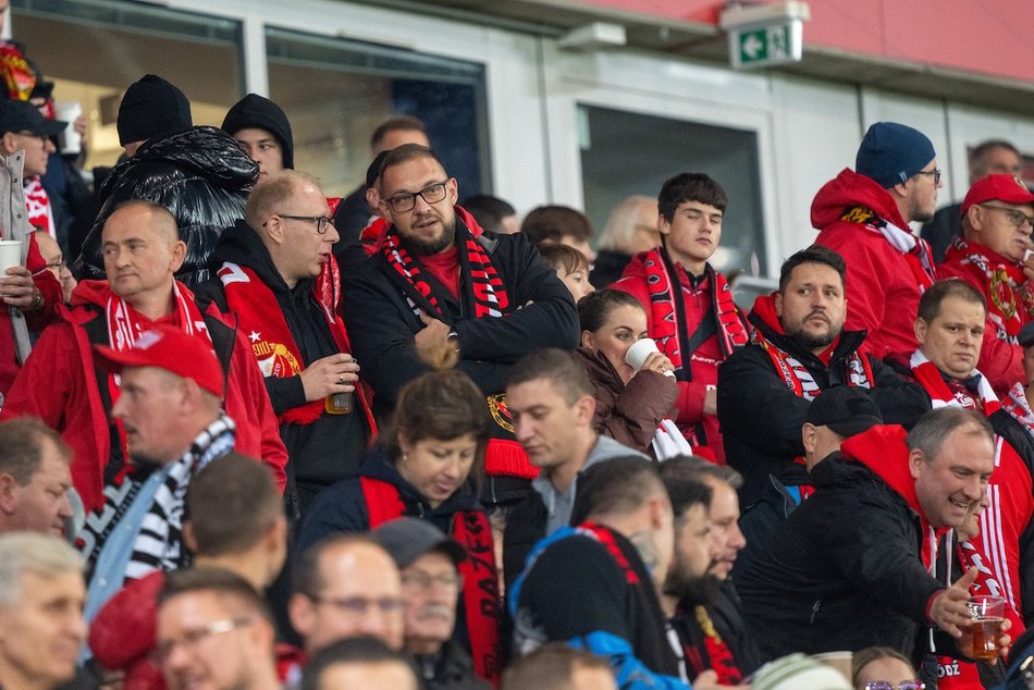 Kibice na meczu Widzewa Łódź z Radomiakiem Radom