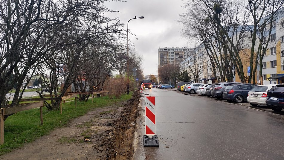 Łódź. Remont Bartoka. Będzie nowa nawierzchnia, chodniki i miejsca parkingowe