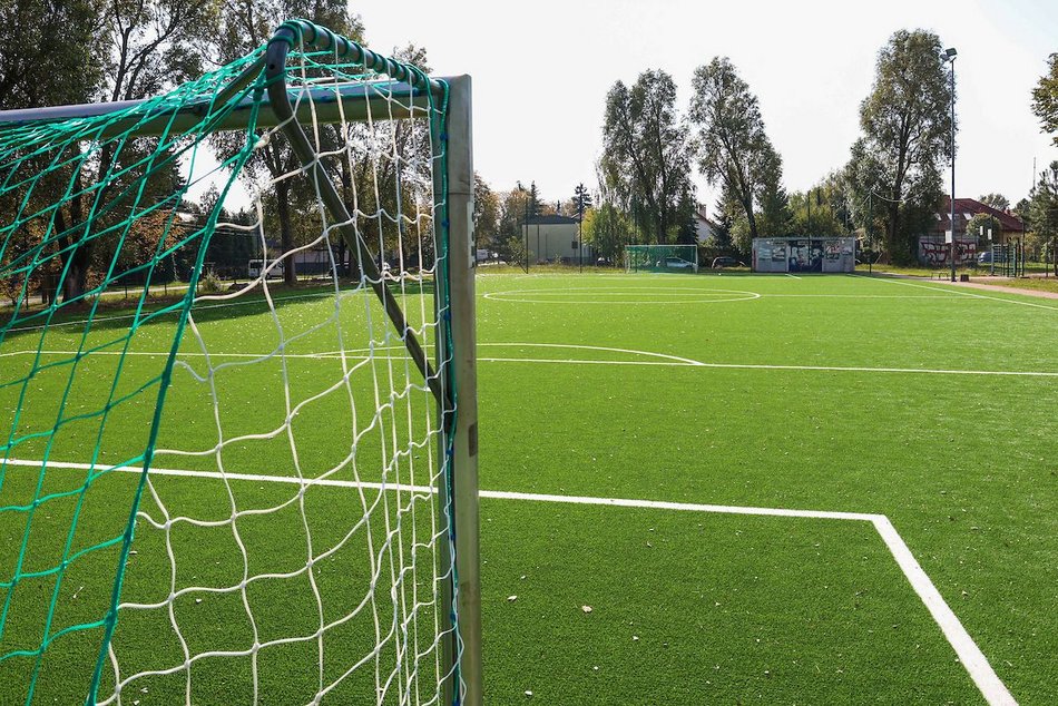 Łódź. Orlik przy Szkole Podstawowej nr 143 w Łodzi wyremontowany