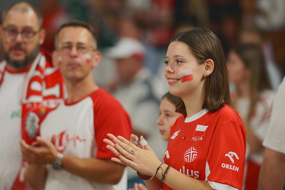 Łódź. Polska gra z Brazylią! Pełne trybuny w Atlas Arenie w Łodzi