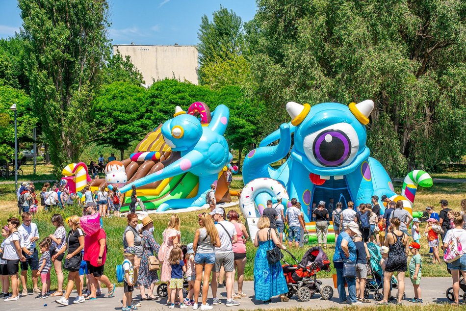 Festiwal dmuchańców w parku Podolskim w Łodzi