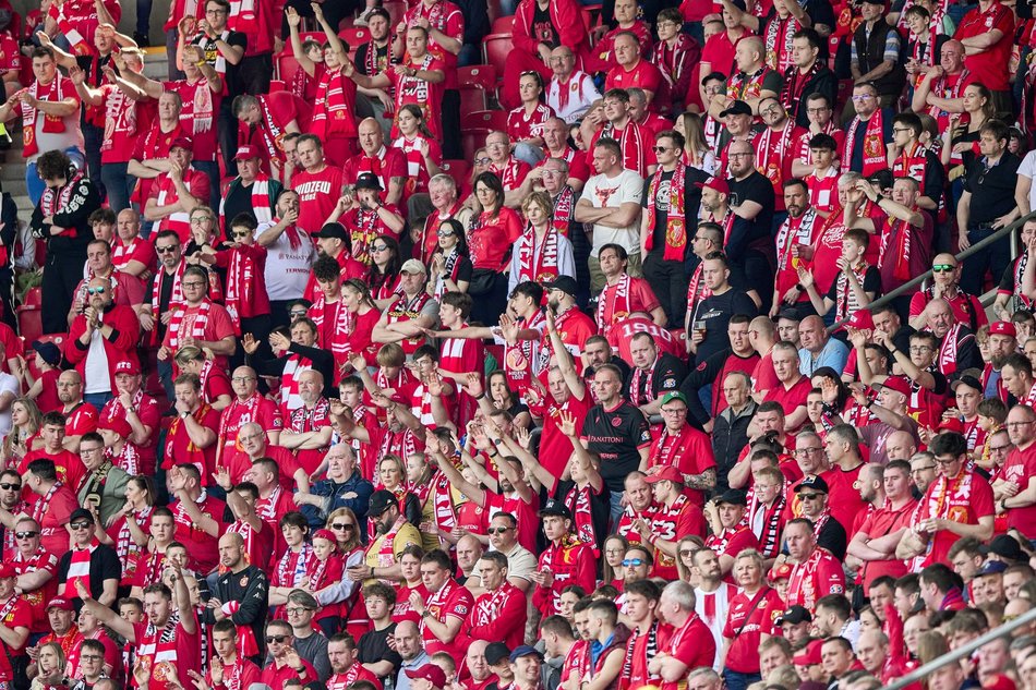 Kibice na meczu Widzewa Łódź