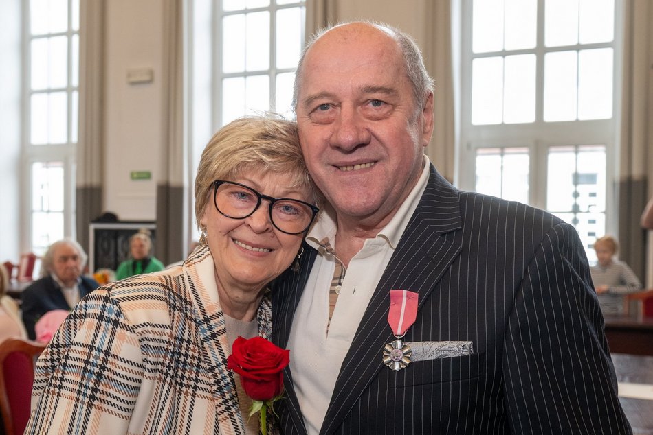 Łódź. Medale za długoletnie pożycie małżeńskie. Ich miłość przetrwała pół wieku!