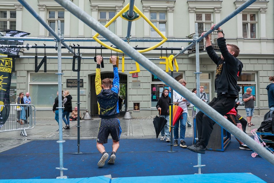 Łódź. Ninja Series w Łodzi. Wspaniała rywalizacja w strugach deszczu