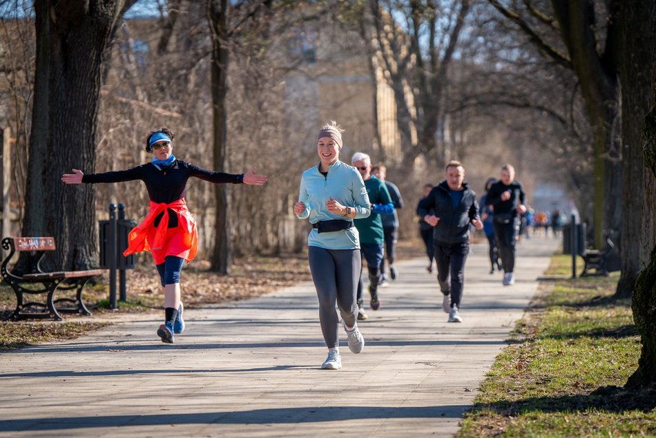 Łódź. Parkrun w Parku Poniatowskiego w Łodzi. Brałeś udział w biegu? Znajdź się na zdjęciach!