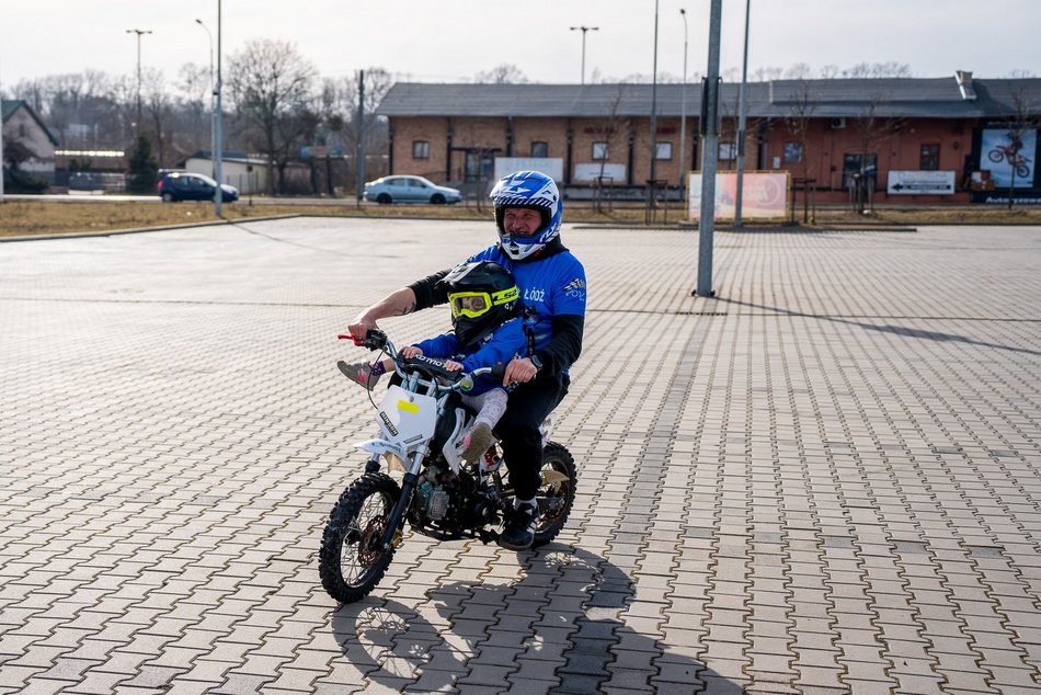 Łódź. Piknik AutoMocne przy Moto Arenie w Łodzi. Masa atrakcji dla każdego na Dzień Kobiet