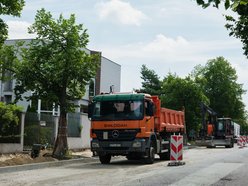 Łódź. Remont Dubois i Polarnej w Łodzi. Widać już nową jezdnię oraz chodniki