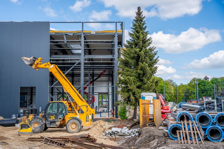 Zajezdnia Helenówek w Łodzi. Konstrukcja ukończona, trwa montaż urządzeń