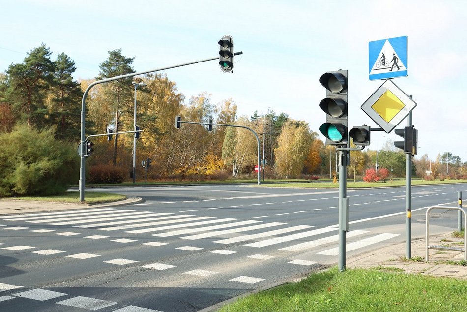 Łódź. Remont sygnalizacji świetlnej na Rokicińskiej w Łodzi. Zmiany w ruchu