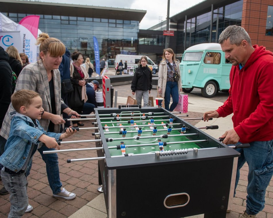 Łódź. Senioralia 2025 w Łodzi rozpoczęte! Masa atrakcji i świetna zabawa w Manufakturze