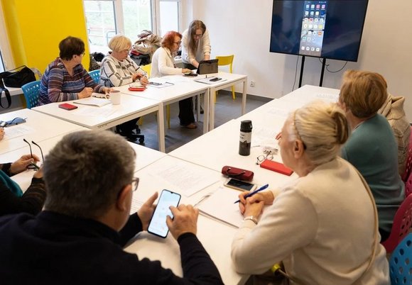 Łódź. Zaufanie pod lupą. Spotkanie Akademii Pozytywnego Seniora