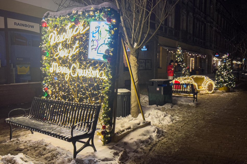[Translate to Ukraiński:] Bożonarodzeniowa Piotrkowska w śnieżnej odsłonie