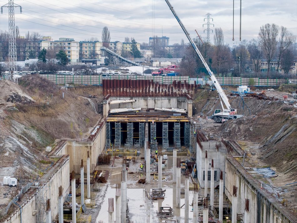 Tunel pod Łodzią. Budowa stacji Łódź Koziny nie zwalnia tempa