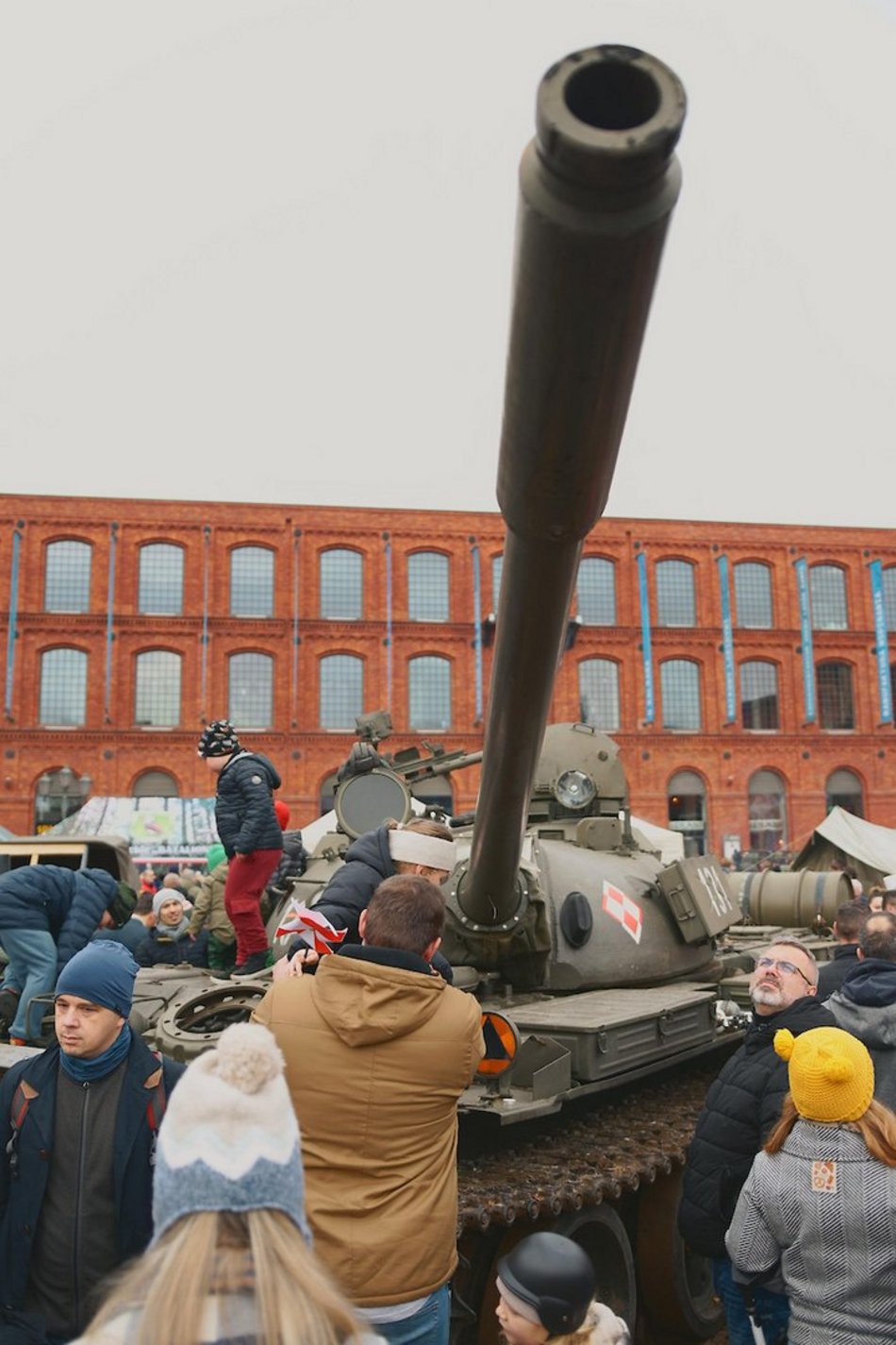 Łódź. Piknik Niepodległościowy w Manufakturze. Tak świętują łodzianie!