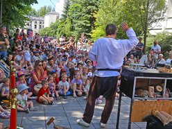 Baśniowa Piotrkowska w Pasażu Róży skradła uwagę dzieci. Tłumy na spektaklu