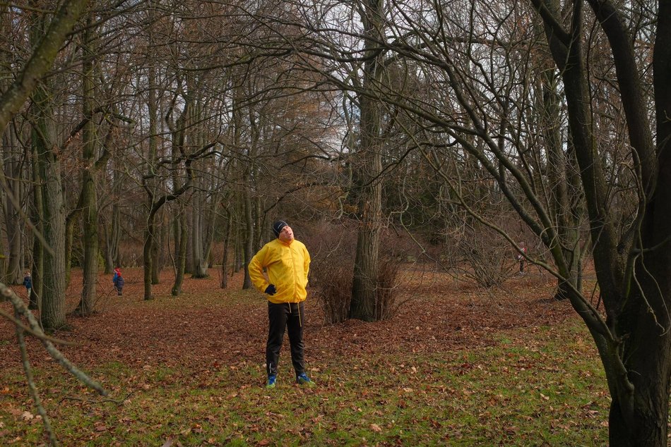 Łódź. Świąteczny bieg w parku Baden-Powella w Łodzi. Wspaniała atmosfera z nutą rywalizacji
