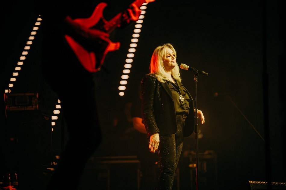 Łódź. Bonnie Tyler dała czadu w Sport Arenie w Łodzi! Nie byłeś? Zobacz!