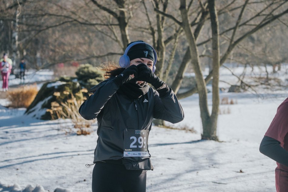 Botaniczna Piątka w Ogrodzie Botanicznym w Łodzi. Galeria z mroźnego biegu