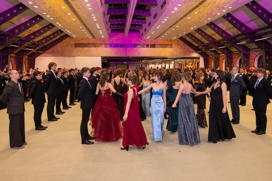 Łódź. Studniówka I LO w Łodzi