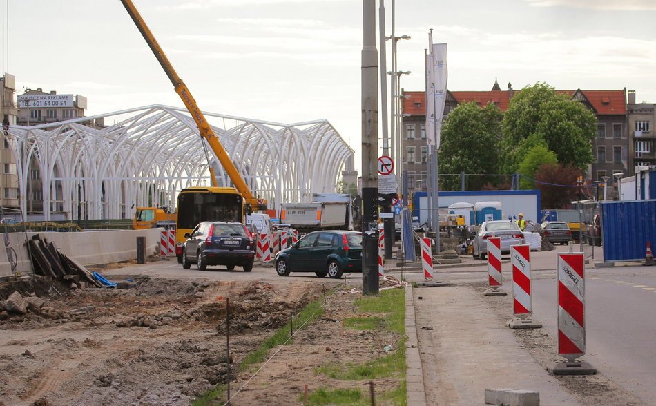 Budowa łódzkiej stajni jednorożców, czyli Przystanku Centrum