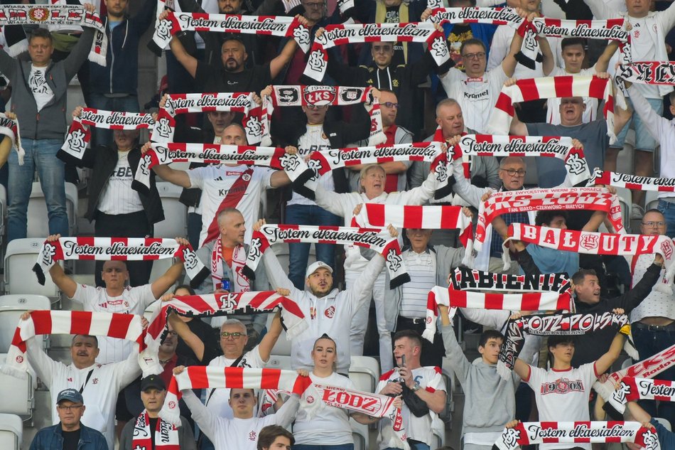 Kibice na meczu ŁKS Łódź z Polonią Bytom. Byłeś/aś tam? Odszukaj się w galerii!