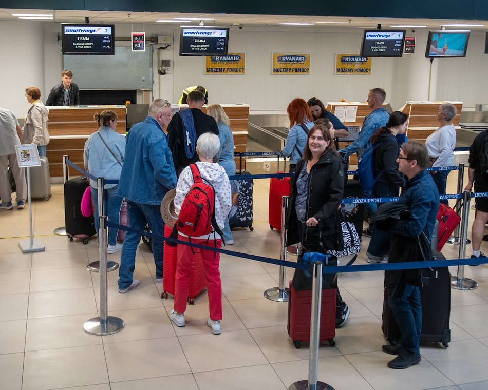 Łódź. Z lotniska w Łodzi prosto do Albanii! Wystartowały pierwsze loty czarterowe