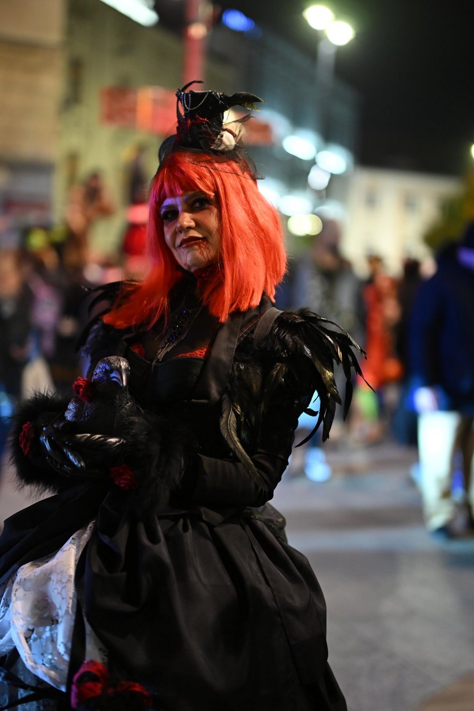 Łódź. Halloweenowa parada przeszła Piotrkowską w Łodzi. Tłumy duchów, czarownic i zombie!