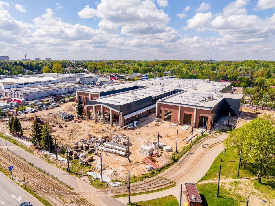 Zajezdnia Helenówek w Łodzi. Konstrukcja ukończona, trwa montaż urządzeń