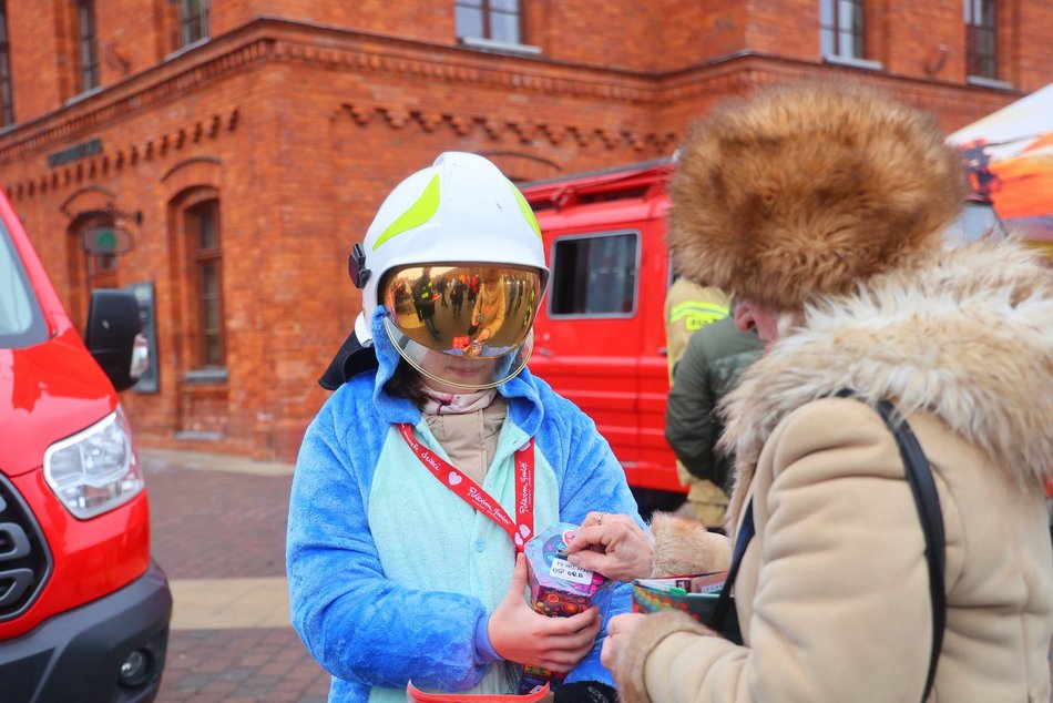 Łódź. Byłeś w Manufakturze na WOŚP 2026 w Łodzi? Znajdź się na zdjęciach!