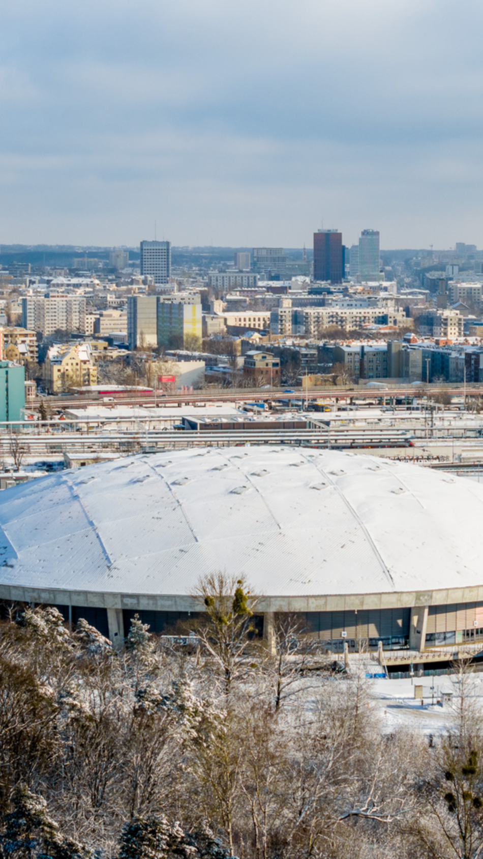 Łódź. Najpiękniejsza Łódź zimą. 10 tapet na telefon, które wprowadzą zimowe wibracje!