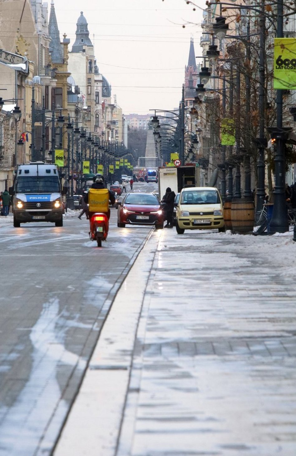 600 urodziny lodzi flagi