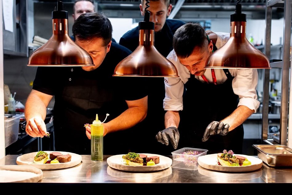 Przewodnik Michelin rekomenduje Ogień i Sól oraz Malinową! Święto restauracji z Łodzi!