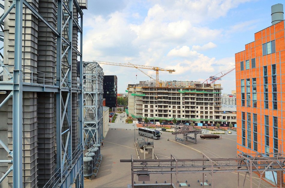 Łódź. Z podziemnej ulicy Hasa wprost na nowe parkingi. Rośnie inwestycja w Nowym Centrum Łodzi